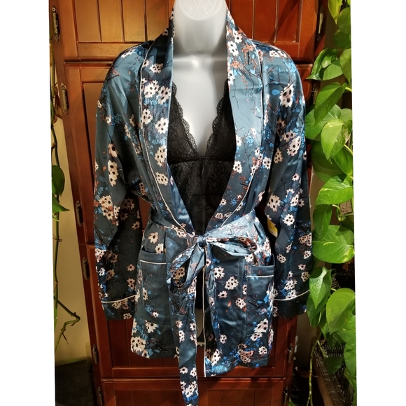 Sam Edelman Other - ‼LAST ONE‼🆕️NWT Sam Edelman Brand Floral Robe